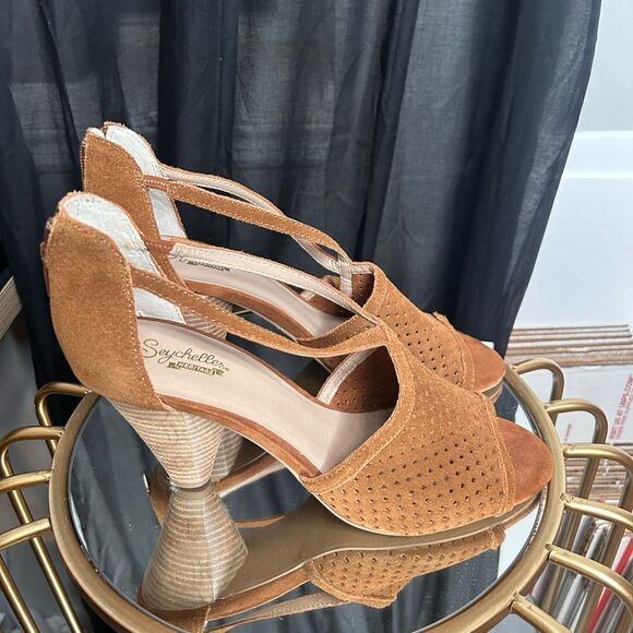 Seychelles Perforated Suede Sandals - Picture 4 of 6